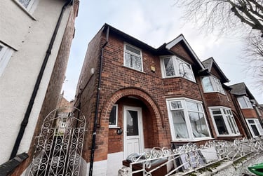 6 bed house, Rolleston Drive, Lenton, Nottingham, NG71JU - Image 1